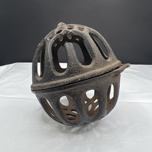 Antique cast iron - cast,