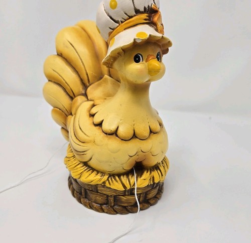 Vintage ceramic hen string - ceramic,