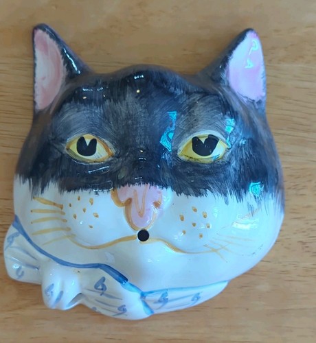 Jubilee porcelain cat string - jubilee,